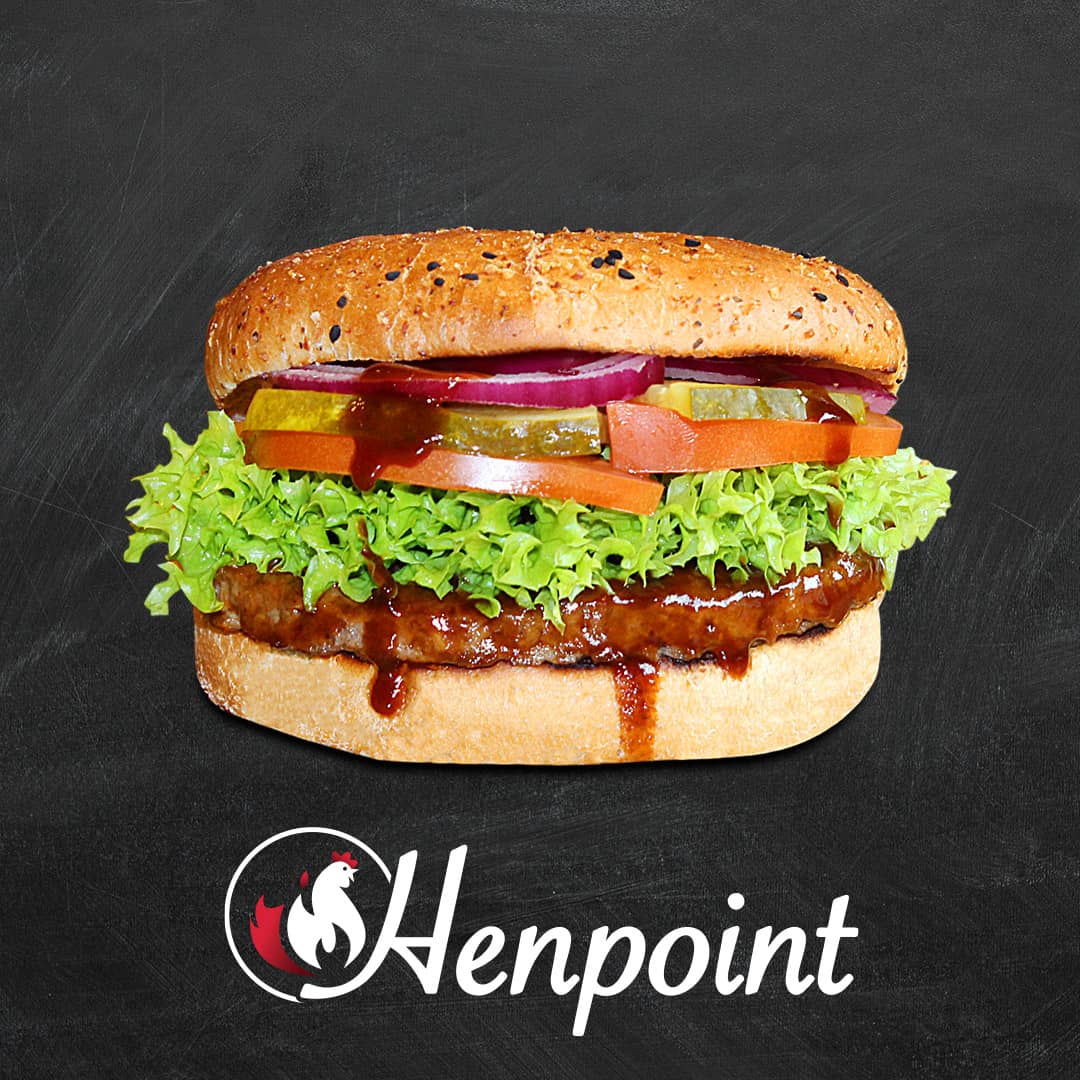 Halal Hamburger mit Beef-Patty und frischem Salat, Henpoint Ulm